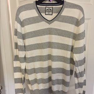 EXPRESS Men’s Knit V-neck Sweater